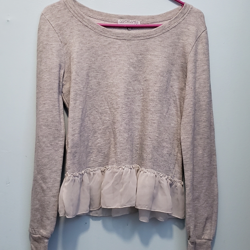 🐇 CUTE GREY PEPLUM LONG SLEEVE TOP 🐇